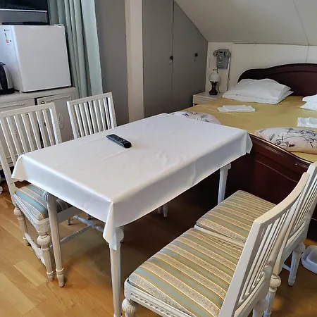 Minikoti, Kalustettu Huone 1-2 Henkilölle *