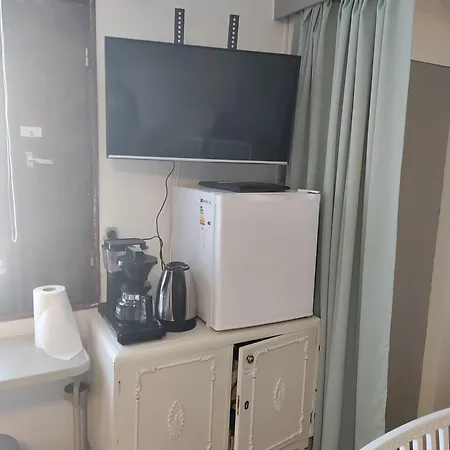 Minikoti, Kalustettu Huone 1-2 Henkiloelle