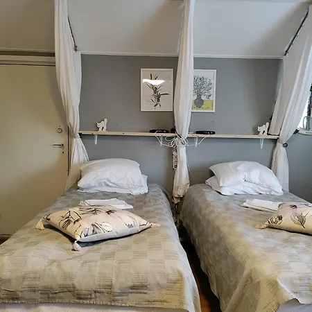 Privatunterkunft Minikoti, Kalustettu Huone 1-2 Henkiloelle *